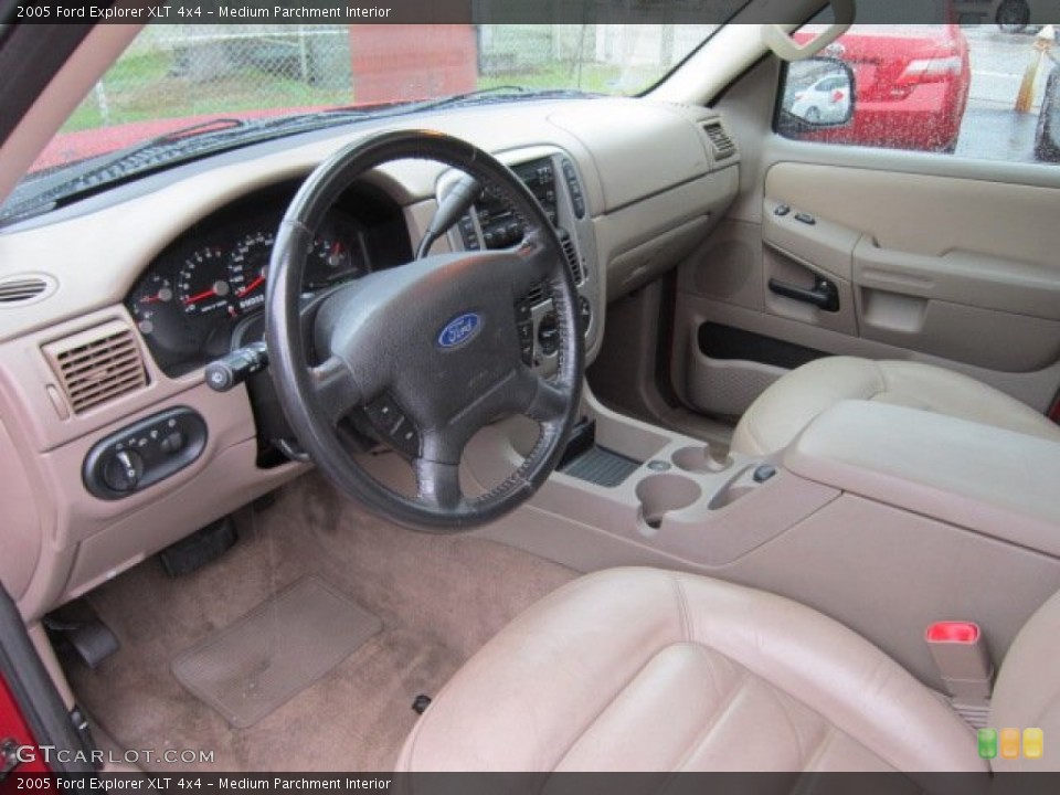 Medium Parchment Interior Photo for the 2005 Ford Explorer XLT 4x4 #56581335
