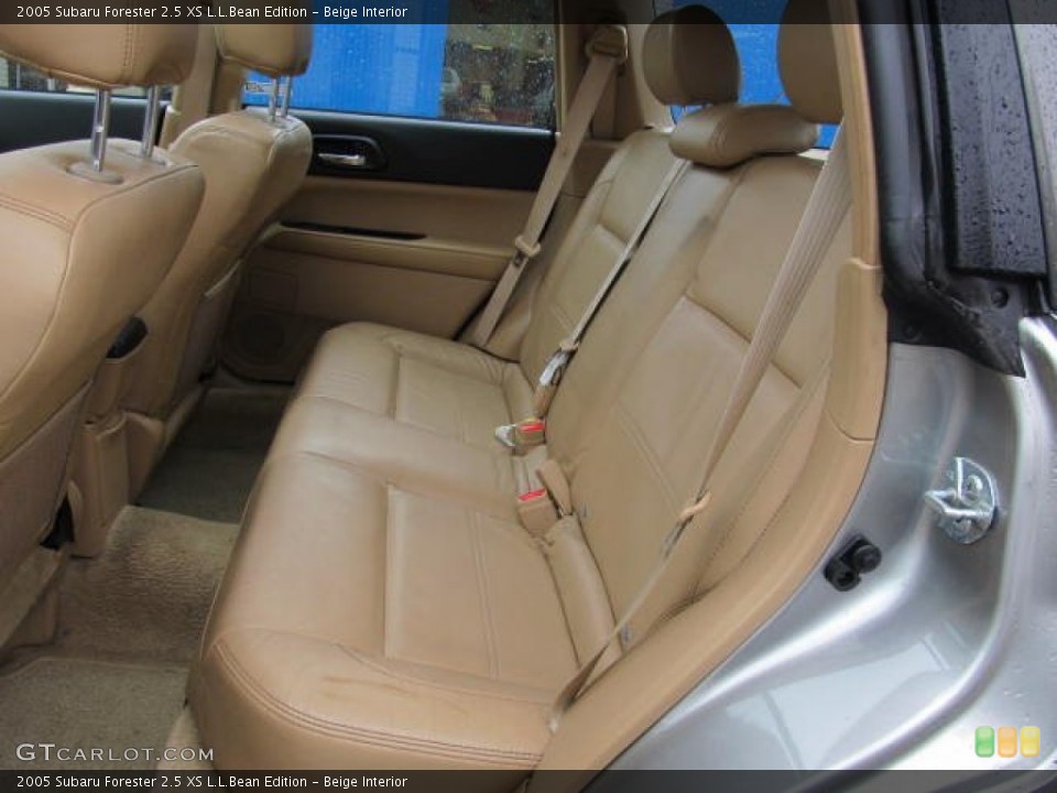 Beige Interior Photo for the 2005 Subaru Forester 2.5 XS L.L.Bean Edition #56581548