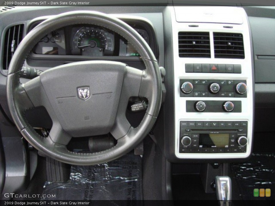 Dark Slate Gray Interior Dashboard for the 2009 Dodge Journey SXT #56589111