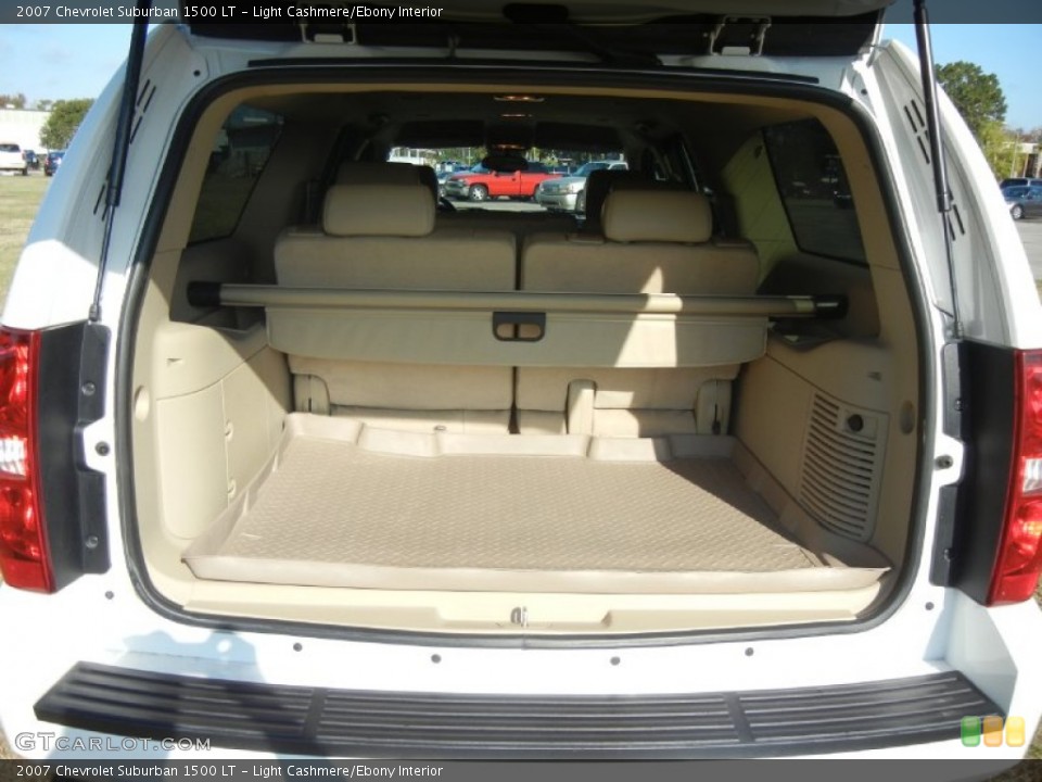 Light Cashmere/Ebony Interior Trunk for the 2007 Chevrolet Suburban 1500 LT #56607486