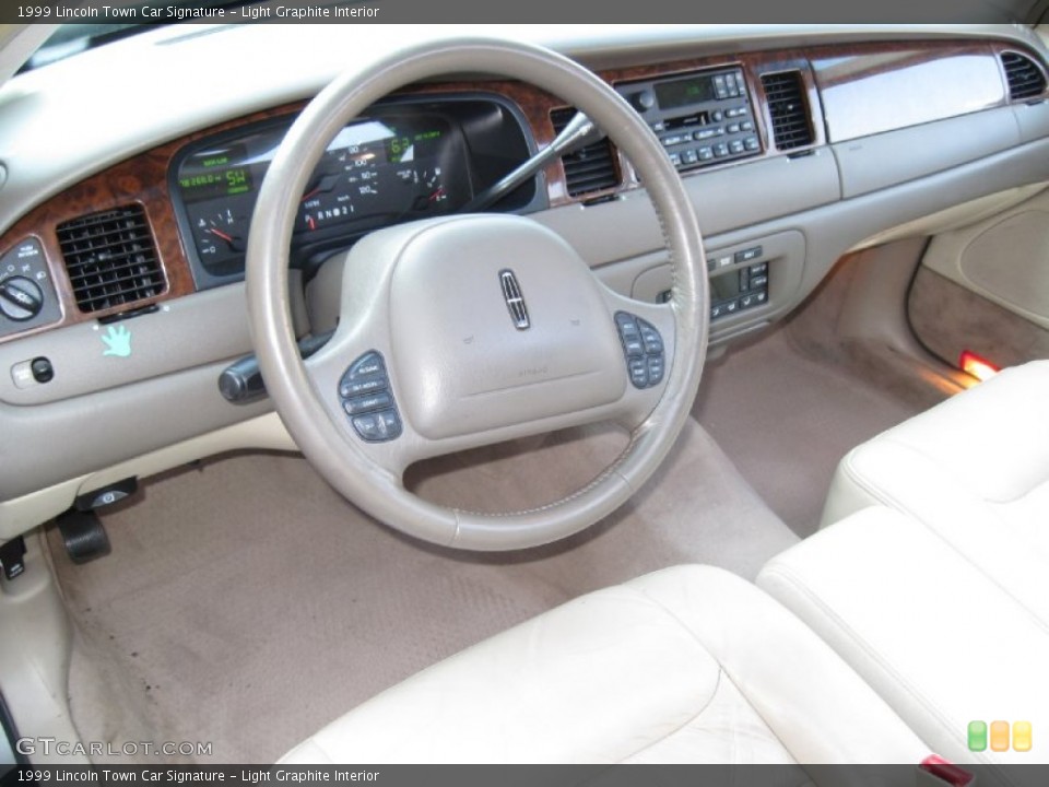 Light Graphite Interior Dashboard for the 1999 Lincoln Town Car Signature #56614847