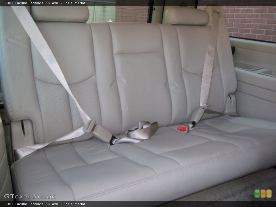 Shale Interior Photo for the 2003 Cadillac Escalade ESV AWD #56620137