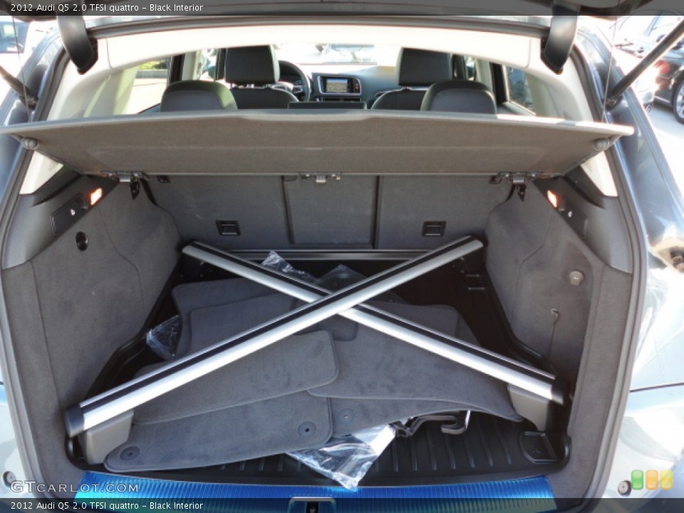 Black Interior Trunk for the 2012 Audi Q5 2.0 TFSI quattro #56623565