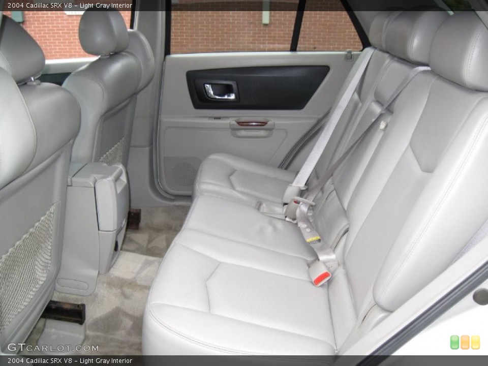 Light Gray Interior Photo for the 2004 Cadillac SRX V8 #56624207