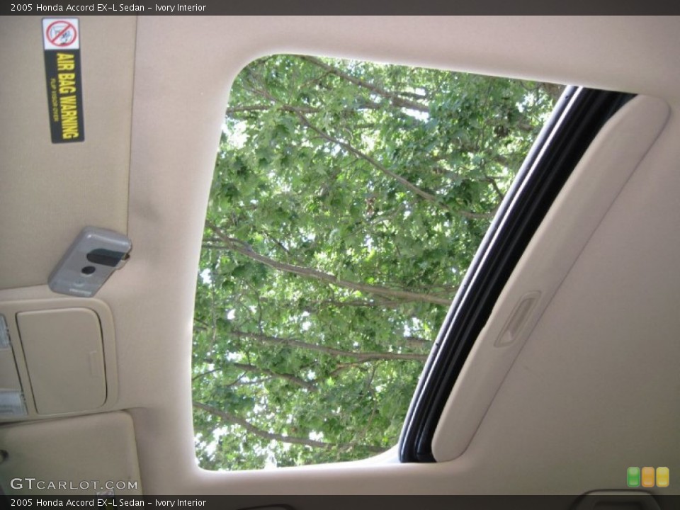 Ivory Interior Sunroof for the 2005 Honda Accord EX-L Sedan #56637135