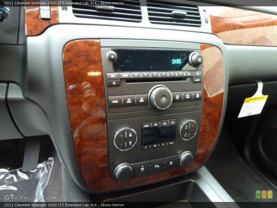 Ebony Interior Controls for the 2011 Chevrolet Silverado 1500 LTZ Extended Cab 4x4 #56642541