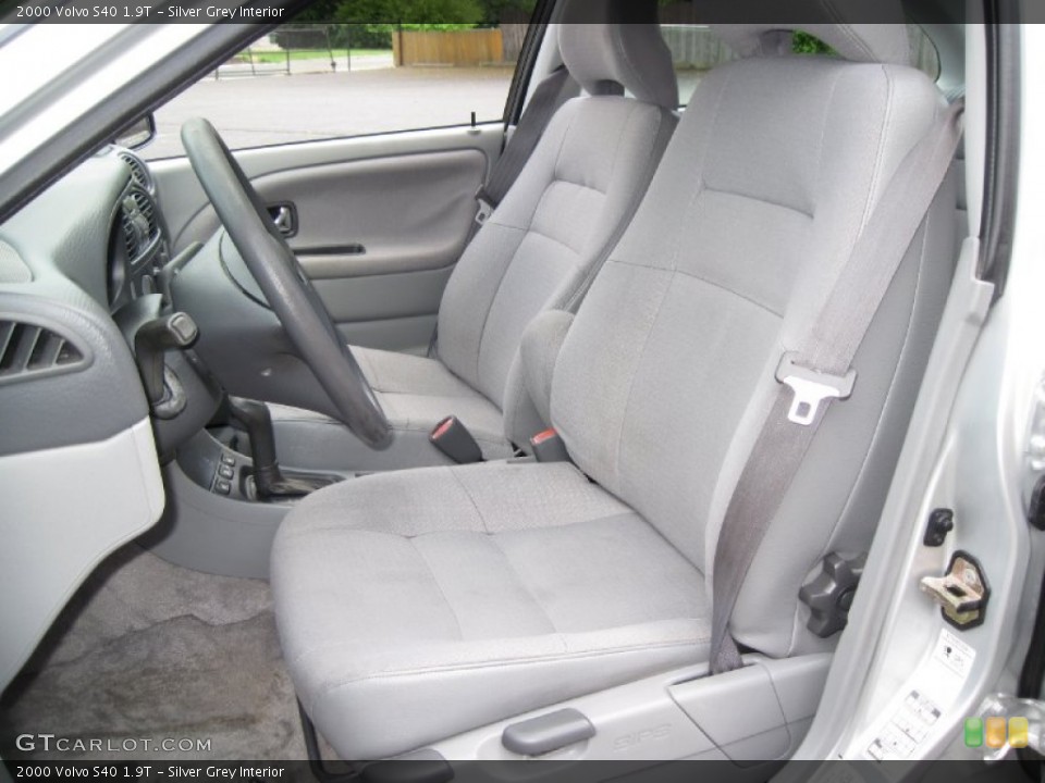 Silver Grey Interior Photo for the 2000 Volvo S40 1.9T #56648326