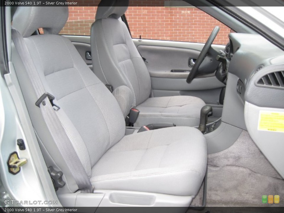 Silver Grey Interior Photo for the 2000 Volvo S40 1.9T #56648337