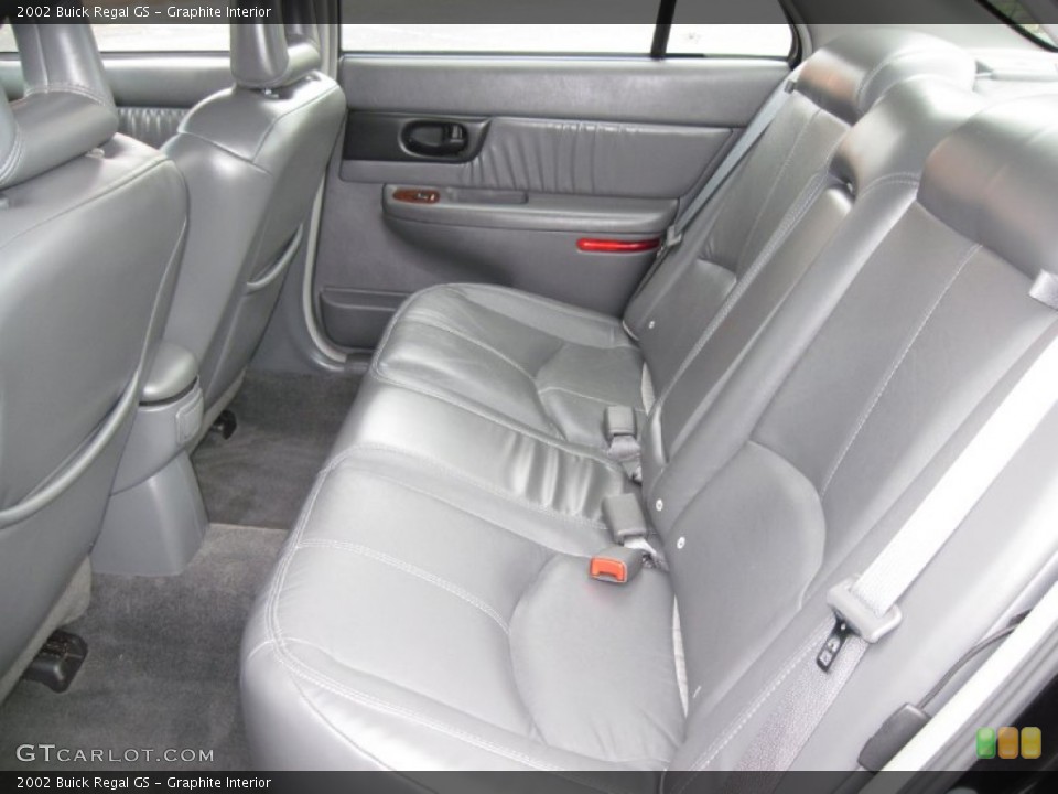 Graphite Interior Photo for the 2002 Buick Regal GS #56650596