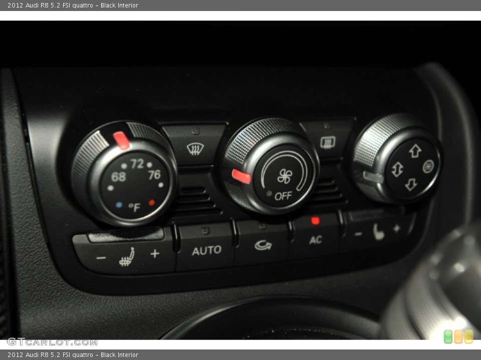 Black Interior Controls for the 2012 Audi R8 5.2 FSI quattro #56652378