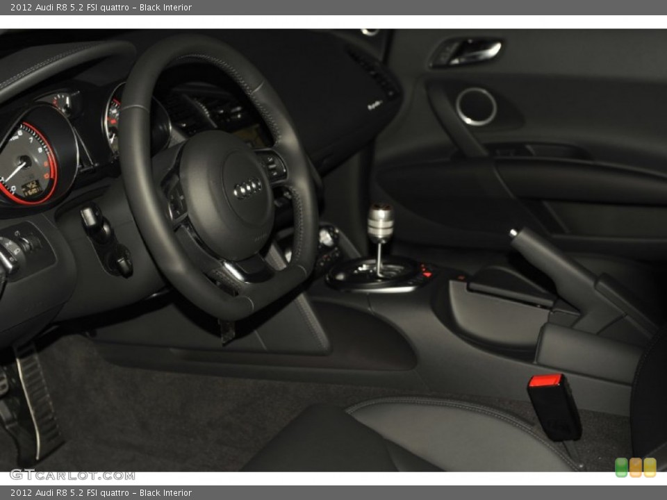 Black Interior Photo for the 2012 Audi R8 5.2 FSI quattro #56652630