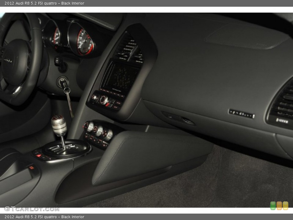 Black Interior Dashboard for the 2012 Audi R8 5.2 FSI quattro #56652804