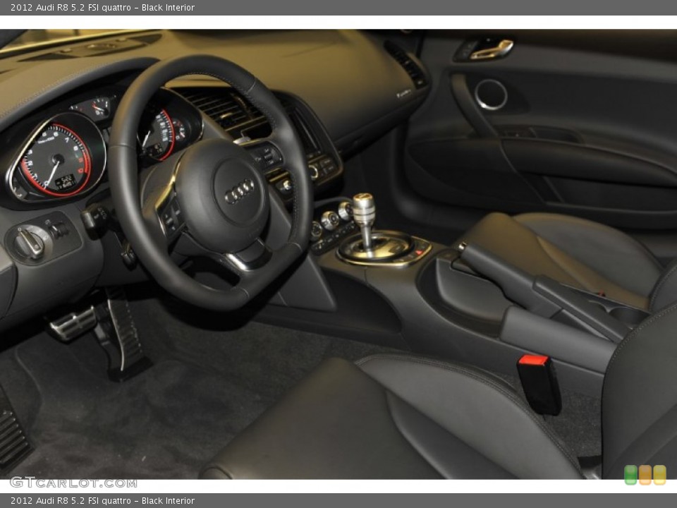 Black Interior Photo for the 2012 Audi R8 5.2 FSI quattro #56652972