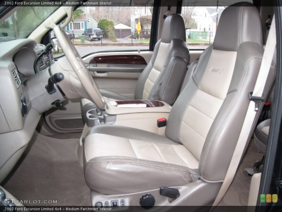 Medium Parchment Interior Photo for the 2002 Ford Excursion Limited 4x4 #56654133