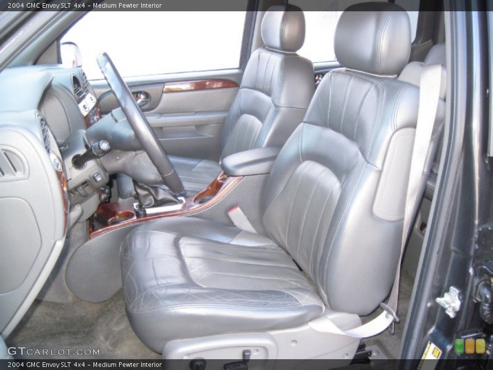 Medium Pewter Interior Photo for the 2004 GMC Envoy SLT 4x4 #56655399