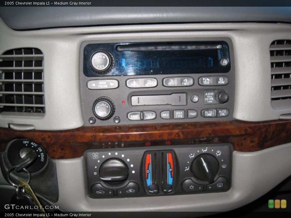 Medium Gray Interior Controls for the 2005 Chevrolet Impala LS #56656923
