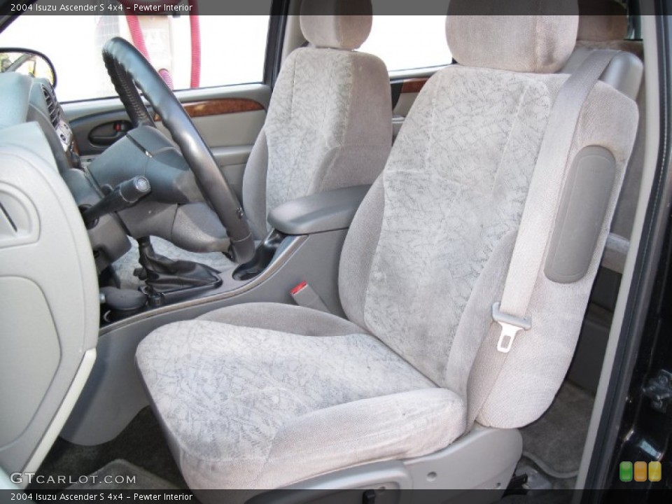 Pewter Interior Photo for the 2004 Isuzu Ascender S 4x4 #56659428