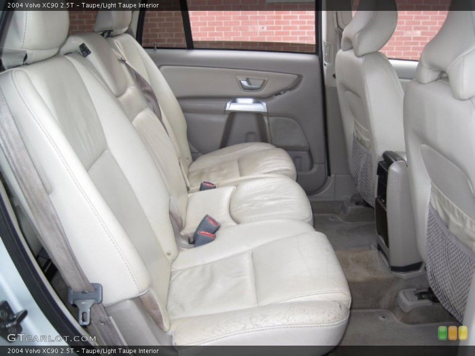 Taupe/Light Taupe Interior Photo for the 2004 Volvo XC90 2.5T #56660151