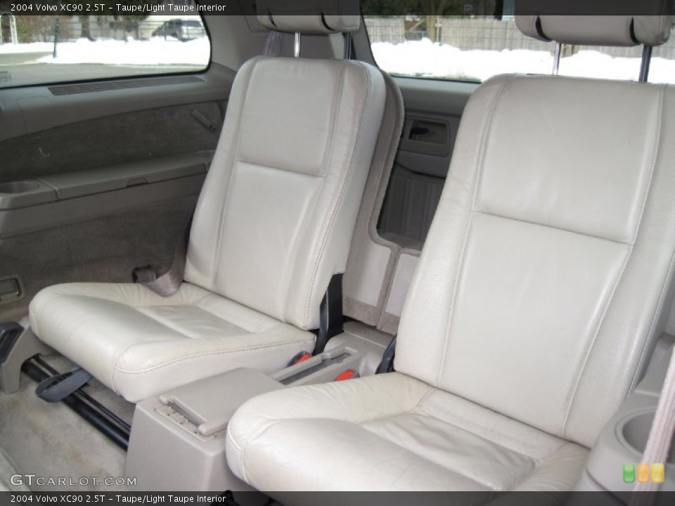 Taupe/Light Taupe Interior Photo for the 2004 Volvo XC90 2.5T #56660160