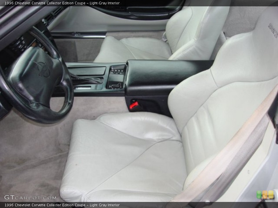 Light Gray Interior Photo for the 1996 Chevrolet Corvette Collector Edition Coupe #56660901