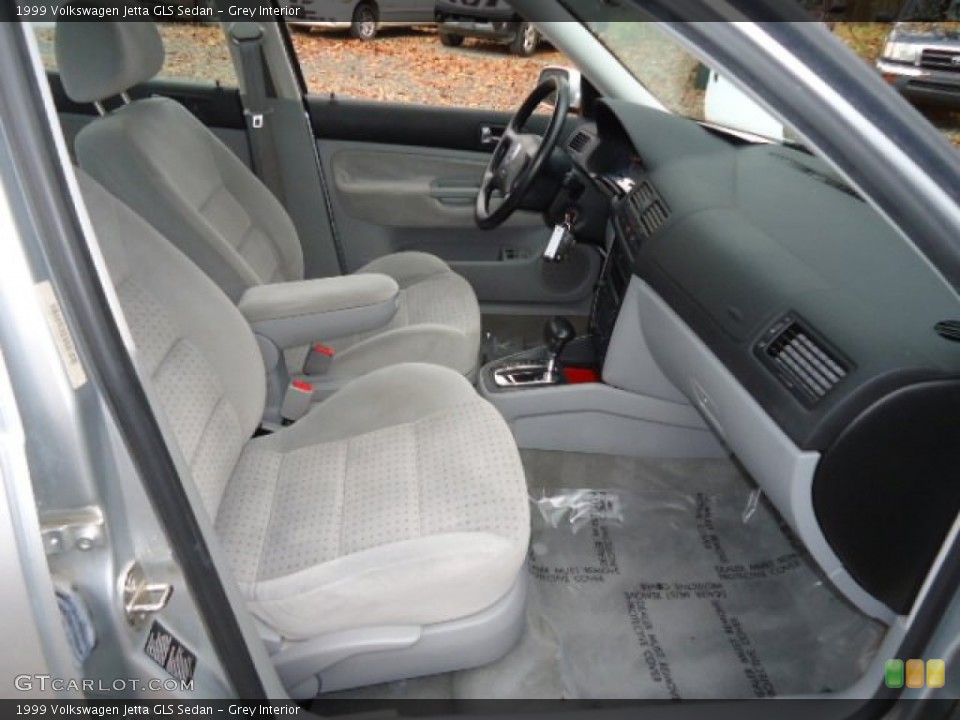 Grey 1999 Volkswagen Jetta Interiors