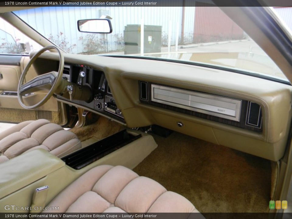 Luxury Gold Interior Dashboard for the 1978 Lincoln Continental Mark V Diamond Jubilee Edition Coupe #56687870