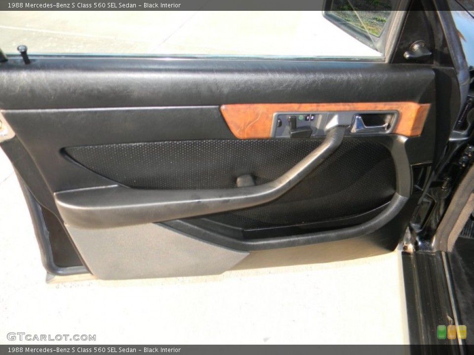 Black Interior Door Panel for the 1988 Mercedes-Benz S Class 560 SEL Sedan #56688995