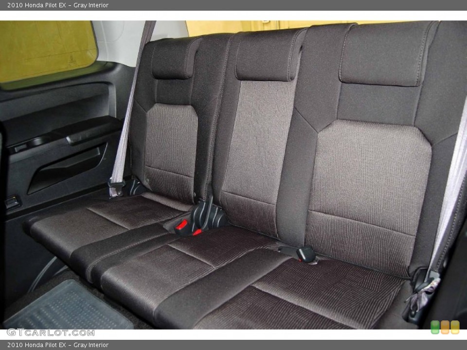 Gray Interior Photo for the 2010 Honda Pilot EX #56711537