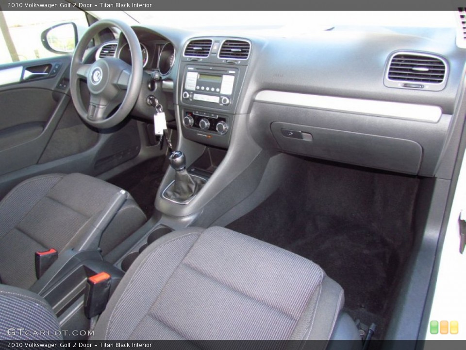 Titan Black Interior Photo for the 2010 Volkswagen Golf 2 Door #56716802