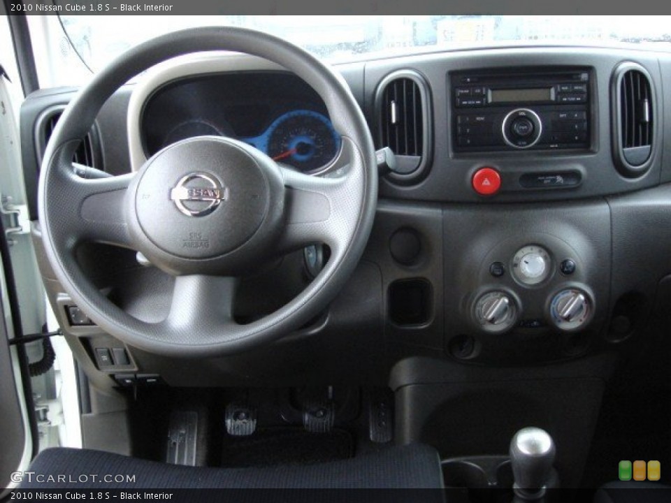 Black Interior Dashboard for the 2010 Nissan Cube 1.8 S #56718300