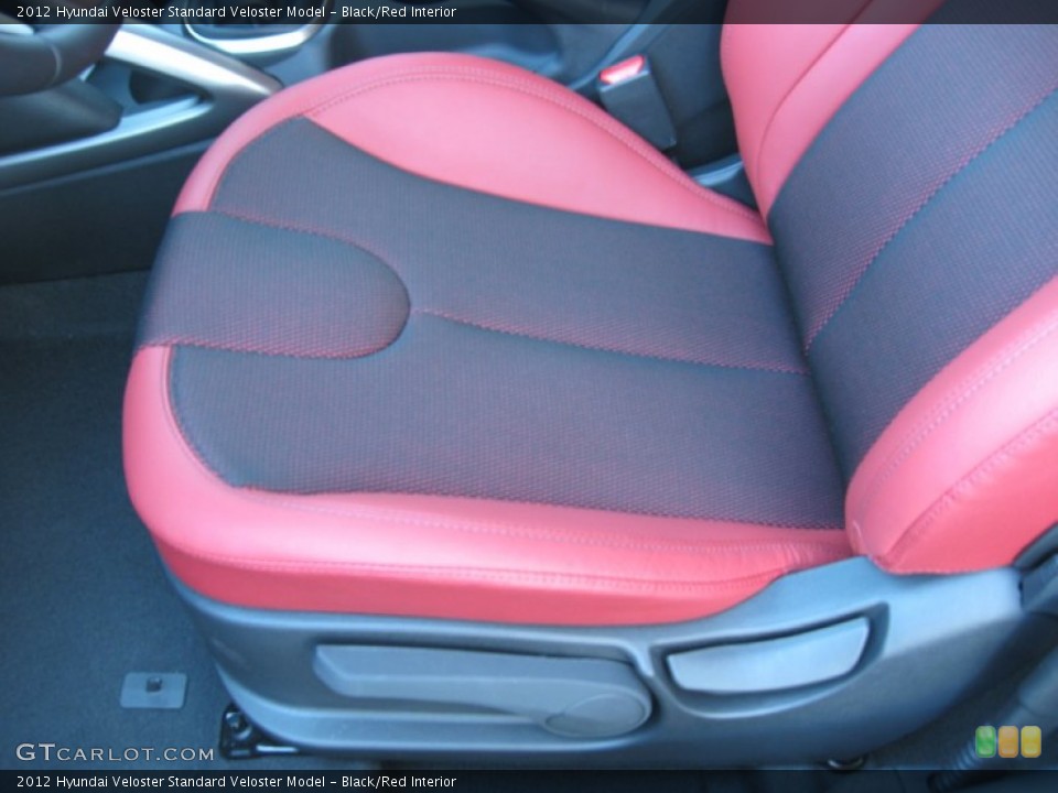 Black/Red Interior Photo for the 2012 Hyundai Veloster  #56726108