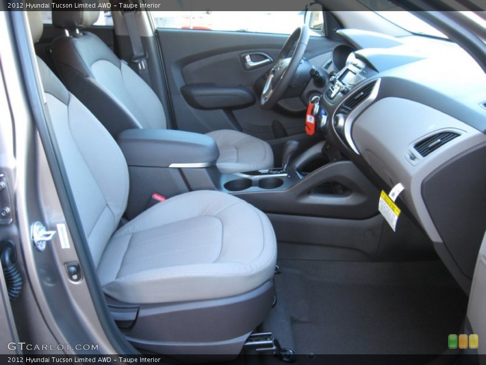 Taupe Interior Photo for the 2012 Hyundai Tucson Limited AWD #56727173