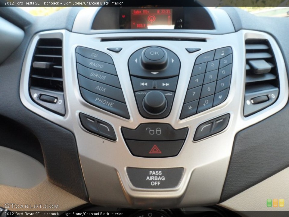 Light Stone/Charcoal Black Interior Controls for the 2012 Ford Fiesta SE Hatchback #56745111