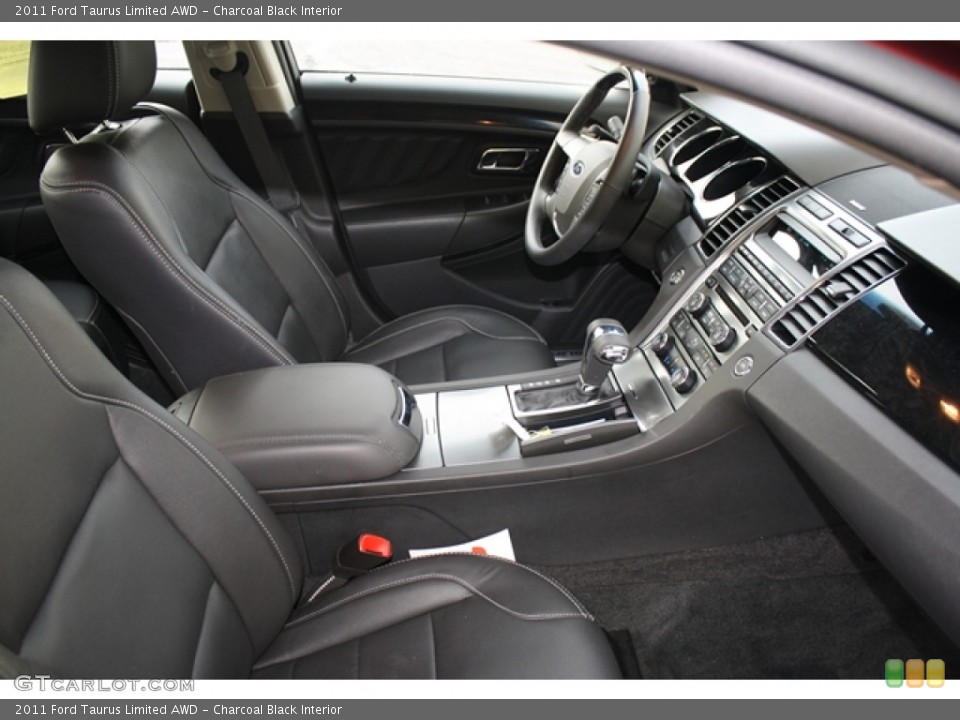 Charcoal Black Interior Photo for the 2011 Ford Taurus Limited AWD #56747553