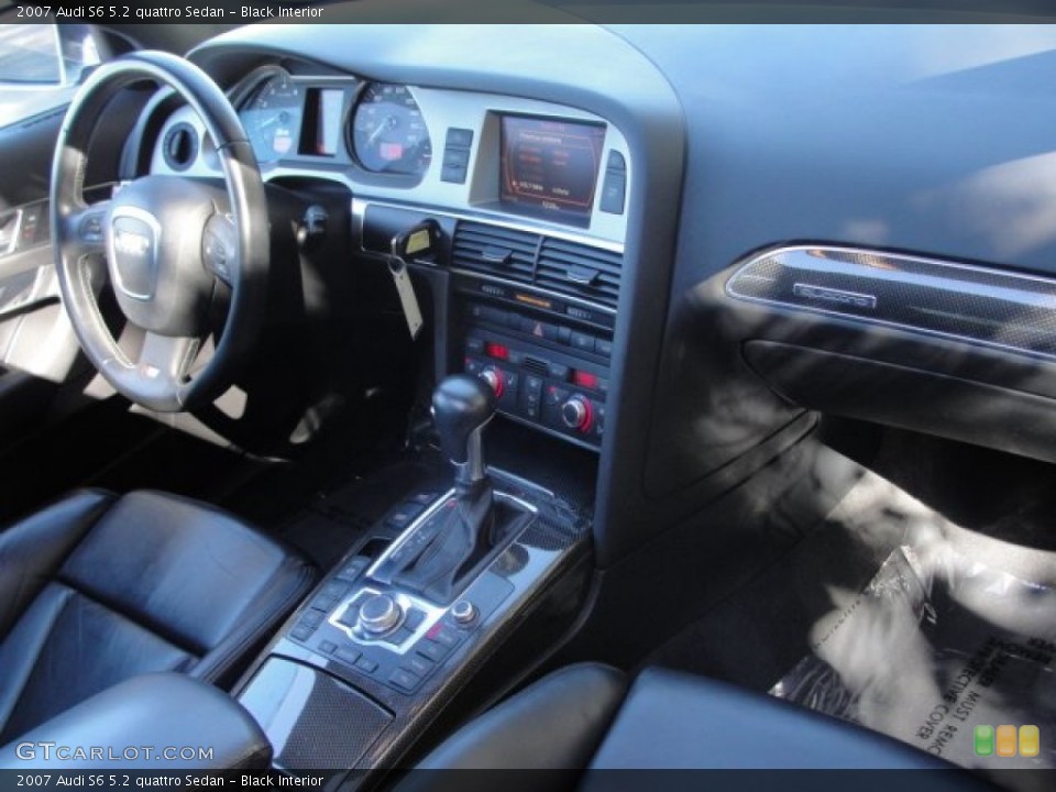 Black Interior Dashboard for the 2007 Audi S6 5.2 quattro Sedan #56754720