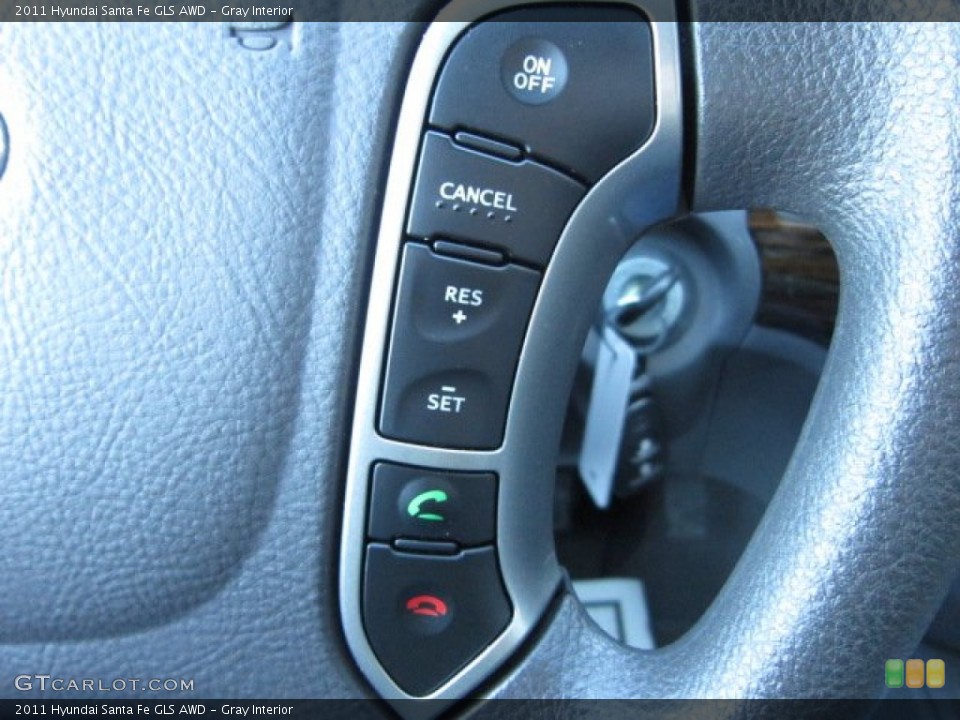 Gray Interior Controls for the 2011 Hyundai Santa Fe GLS AWD #56764764
