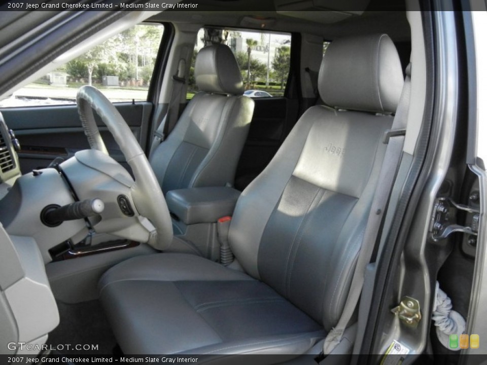 Medium Slate Gray Interior Photo for the 2007 Jeep Grand Cherokee Limited #56767422