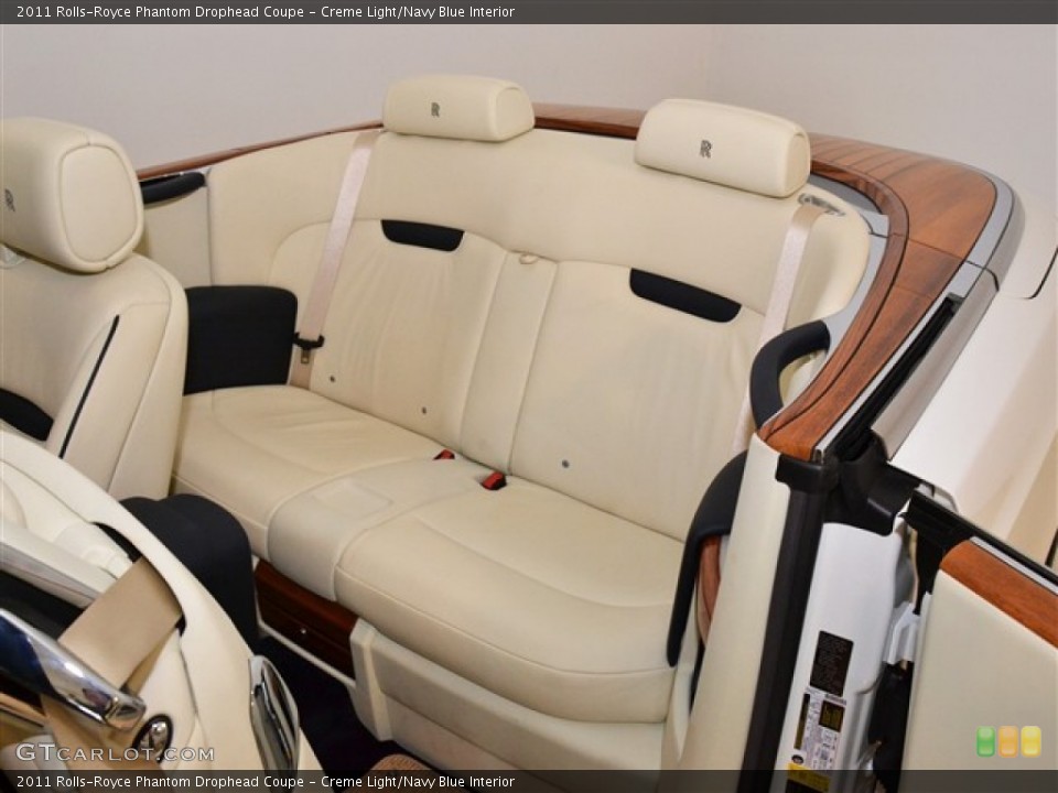 Creme Light/Navy Blue Interior Photo for the 2011 Rolls-Royce Phantom Drophead Coupe #56778792