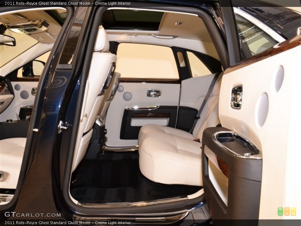 Creme Light Interior Photo for the 2011 Rolls-Royce Ghost  #56779080