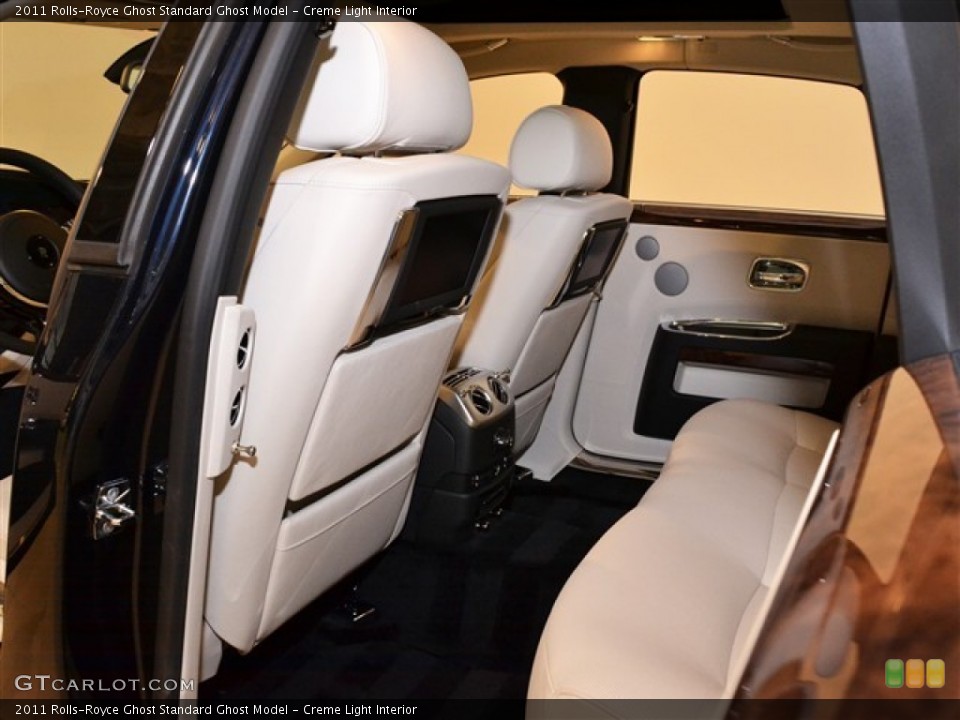 Creme Light Interior Photo for the 2011 Rolls-Royce Ghost  #56779092