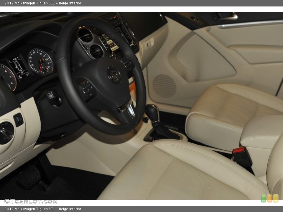 Beige Interior Photo for the 2012 Volkswagen Tiguan SEL #56784649
