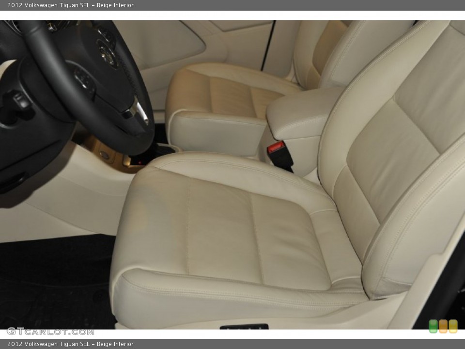 Beige Interior Photo for the 2012 Volkswagen Tiguan SEL #56784658