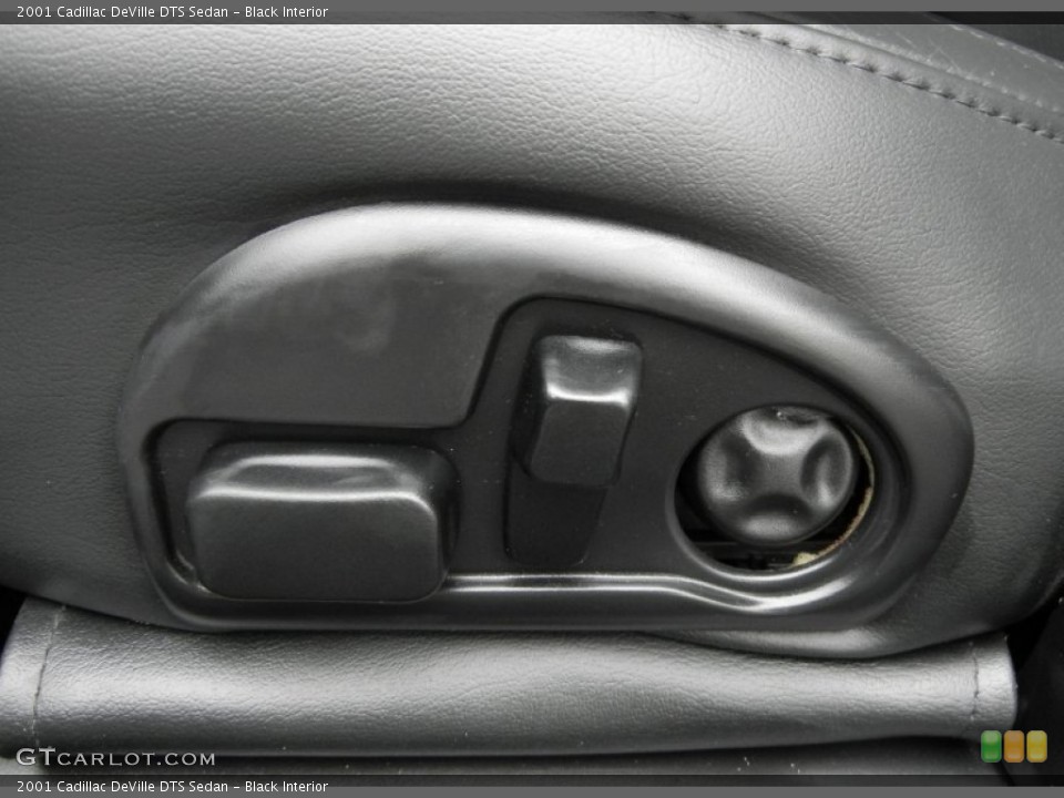 Black Interior Controls for the 2001 Cadillac DeVille DTS Sedan #56785726