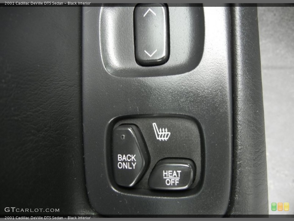 Black Interior Controls for the 2001 Cadillac DeVille DTS Sedan #56785768