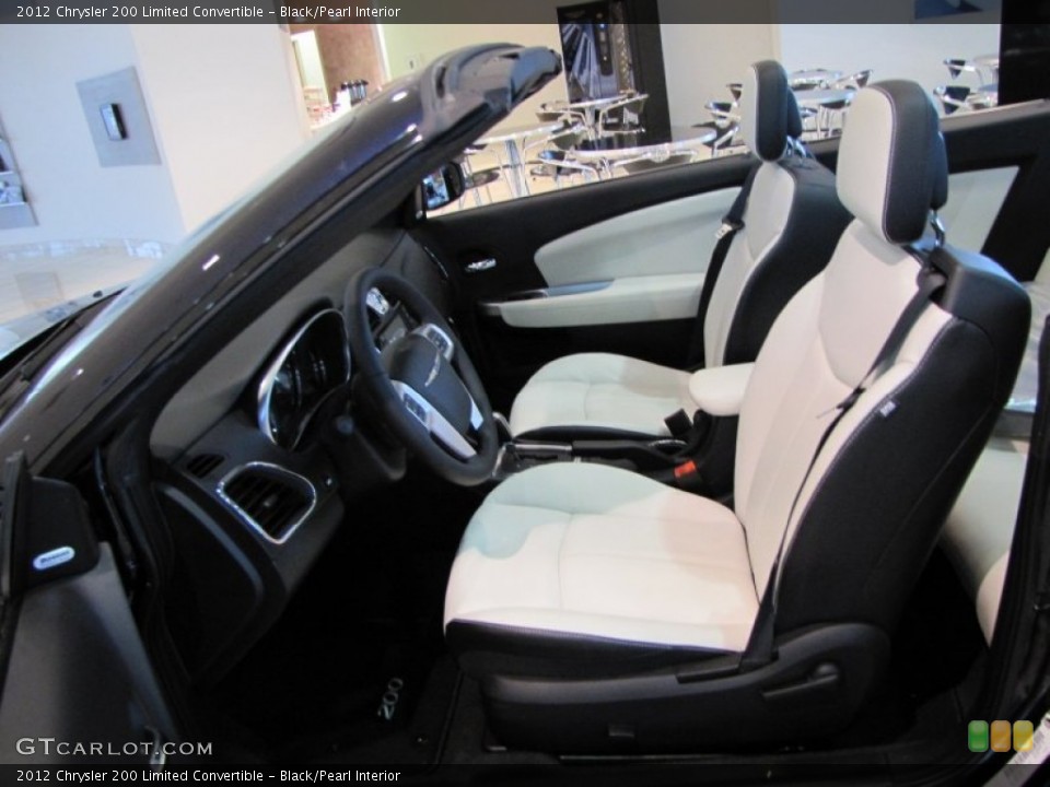 Black/Pearl Interior Photo for the 2012 Chrysler 200 Limited Convertible #56792631
