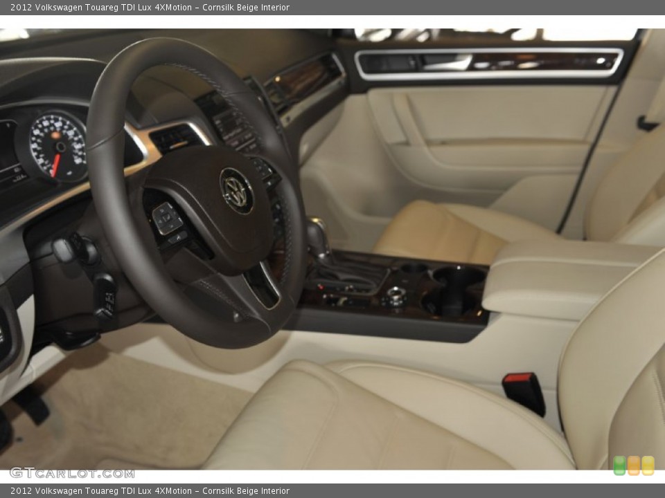 Cornsilk Beige Interior Photo for the 2012 Volkswagen Touareg TDI Lux 4XMotion #56793747