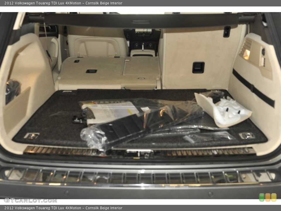Cornsilk Beige Interior Trunk for the 2012 Volkswagen Touareg TDI Lux 4XMotion #56793933