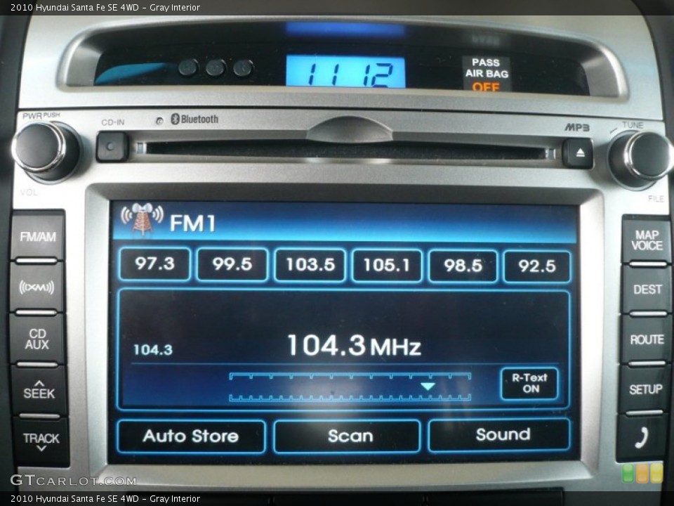 Gray Interior Audio System for the 2010 Hyundai Santa Fe SE 4WD #56795520