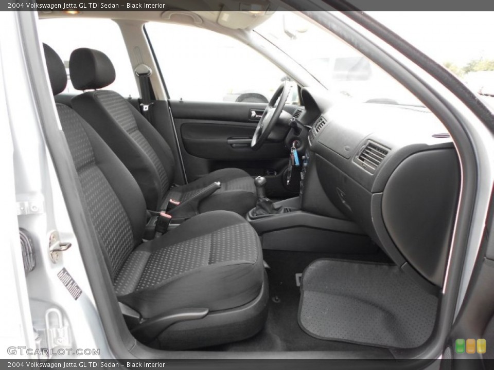 Black Interior Photo for the 2004 Volkswagen Jetta GL TDI Sedan #56799900