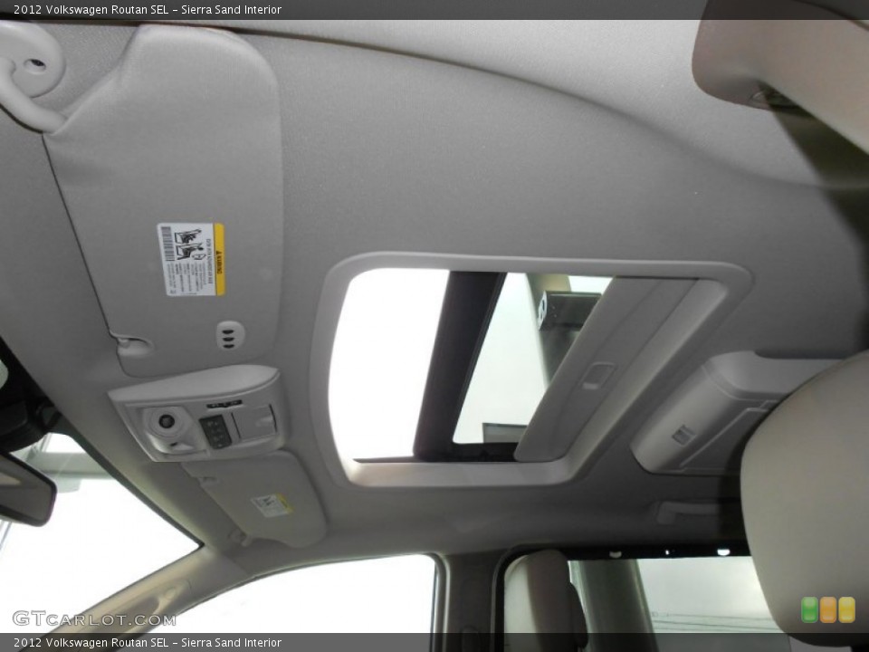 Sierra Sand Interior Sunroof for the 2012 Volkswagen Routan SEL #56800215
